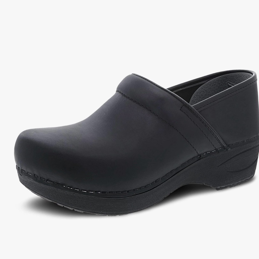 Dansko women’s XP 2.0 clogs